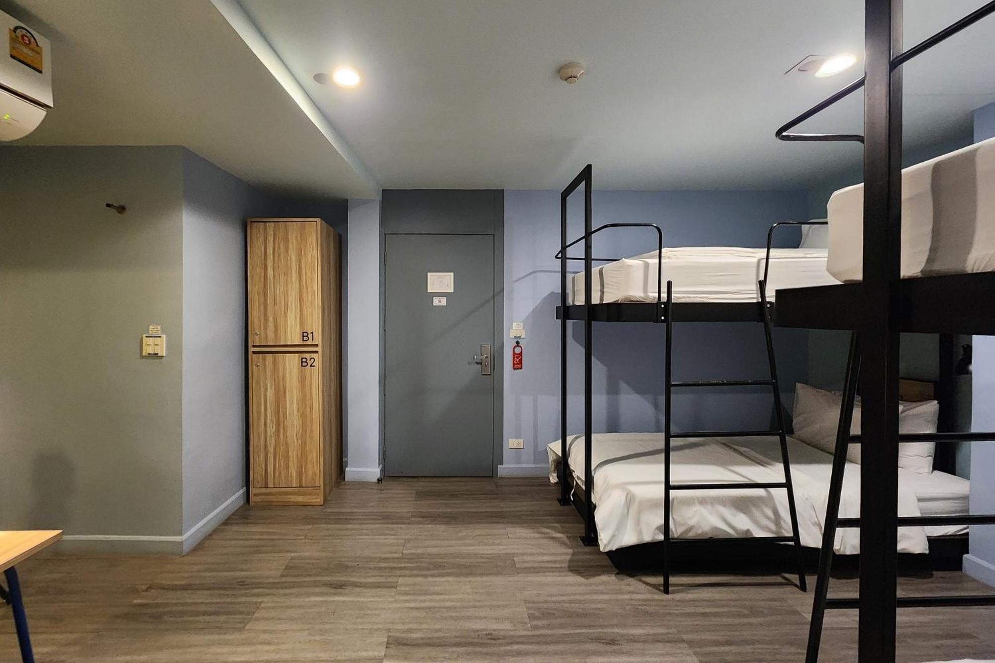 Simply Sleep Hostel Бангкок Екстер'єр фото
