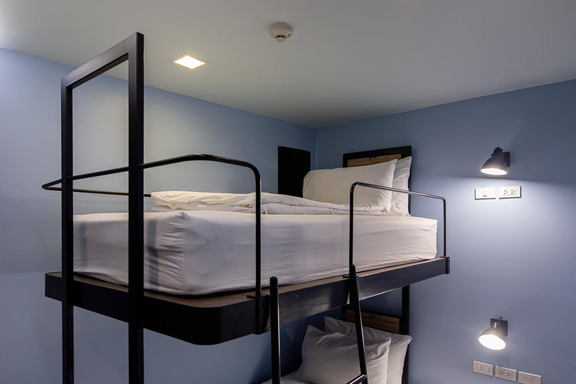 Simply Sleep Hostel Бангкок Екстер'єр фото