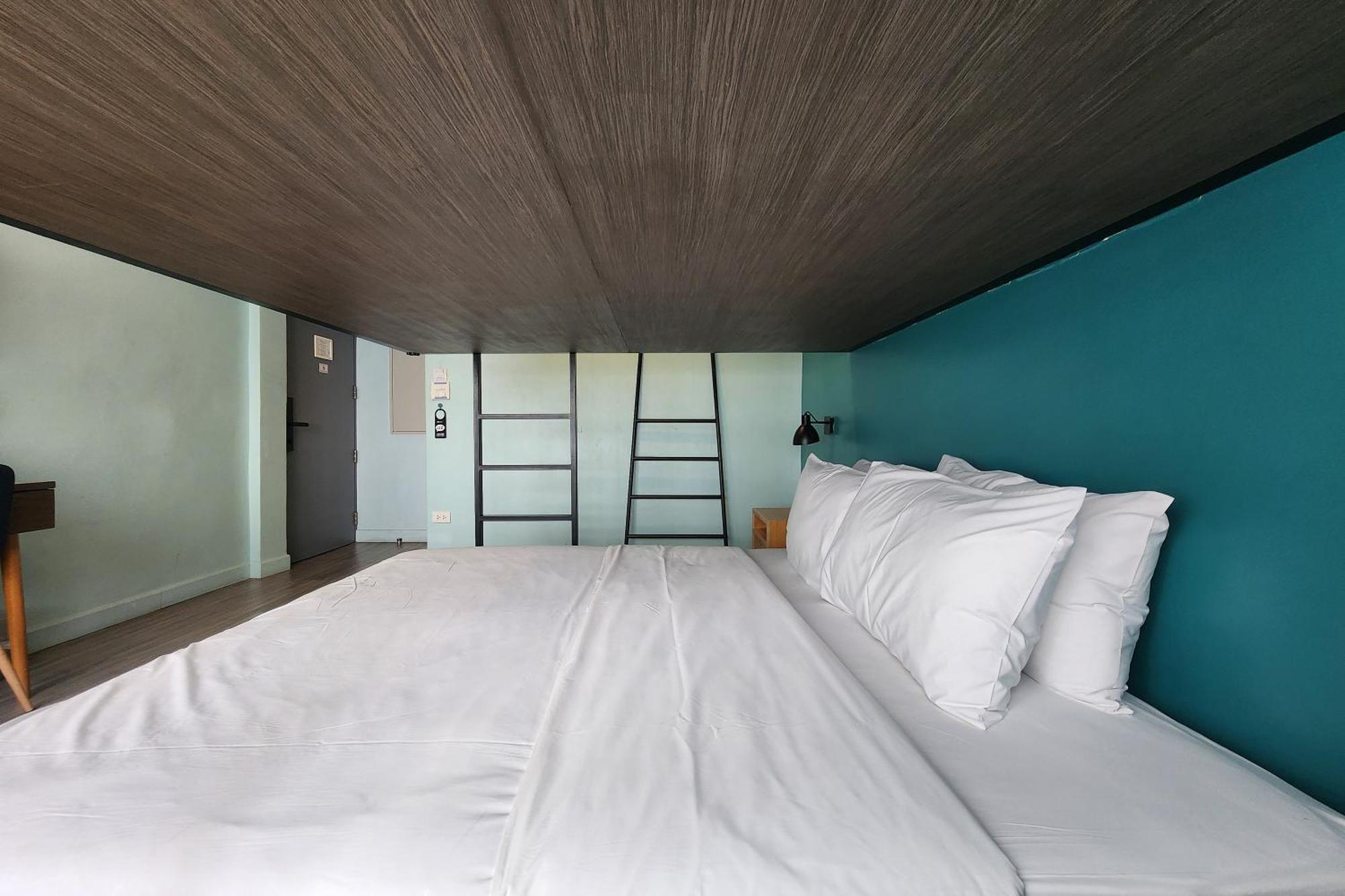 Simply Sleep Hostel Бангкок Екстер'єр фото